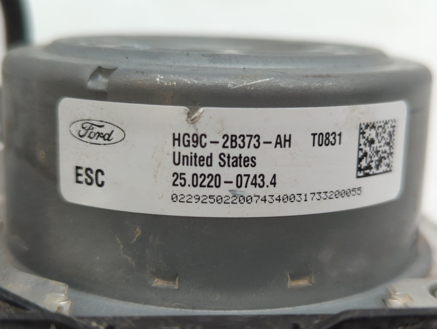 2017-2018 Ford Fusion ABS Pump Control Module Replacement P/N:HG9C-2B373-AH HG9C-2B373-CF, HG9C-2C219-MF Fits Fits 2017 2018