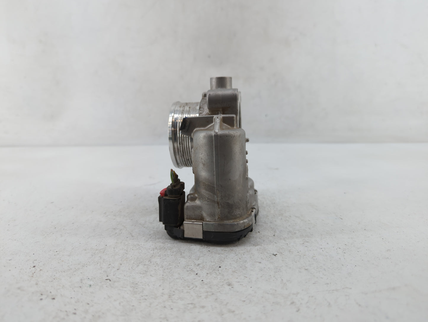 2014-2020 Ford Fusion Throttle Body P/N:DS7E-9F991-BB Fits Fits 2014 2015 2016 2017 2018 2019 2020 2021 2022 OEM Used Auto P