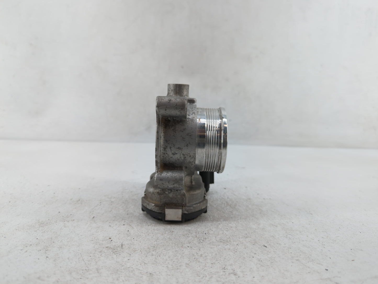 2014-2020 Ford Fusion Throttle Body P/N:DS7E-9F991-BB Fits Fits 2014 2015 2016 2017 2018 2019 2020 2021 2022 OEM Used Auto P