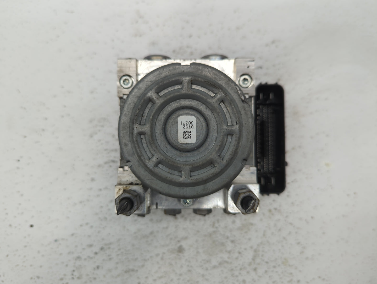 2017-2018 Ford Fusion ABS Pump Control Module Replacement P/N:HG9C-2B373-BG HG9C-2C219-LG, HG9C-2B373-BH Fits Fits 2017 2018