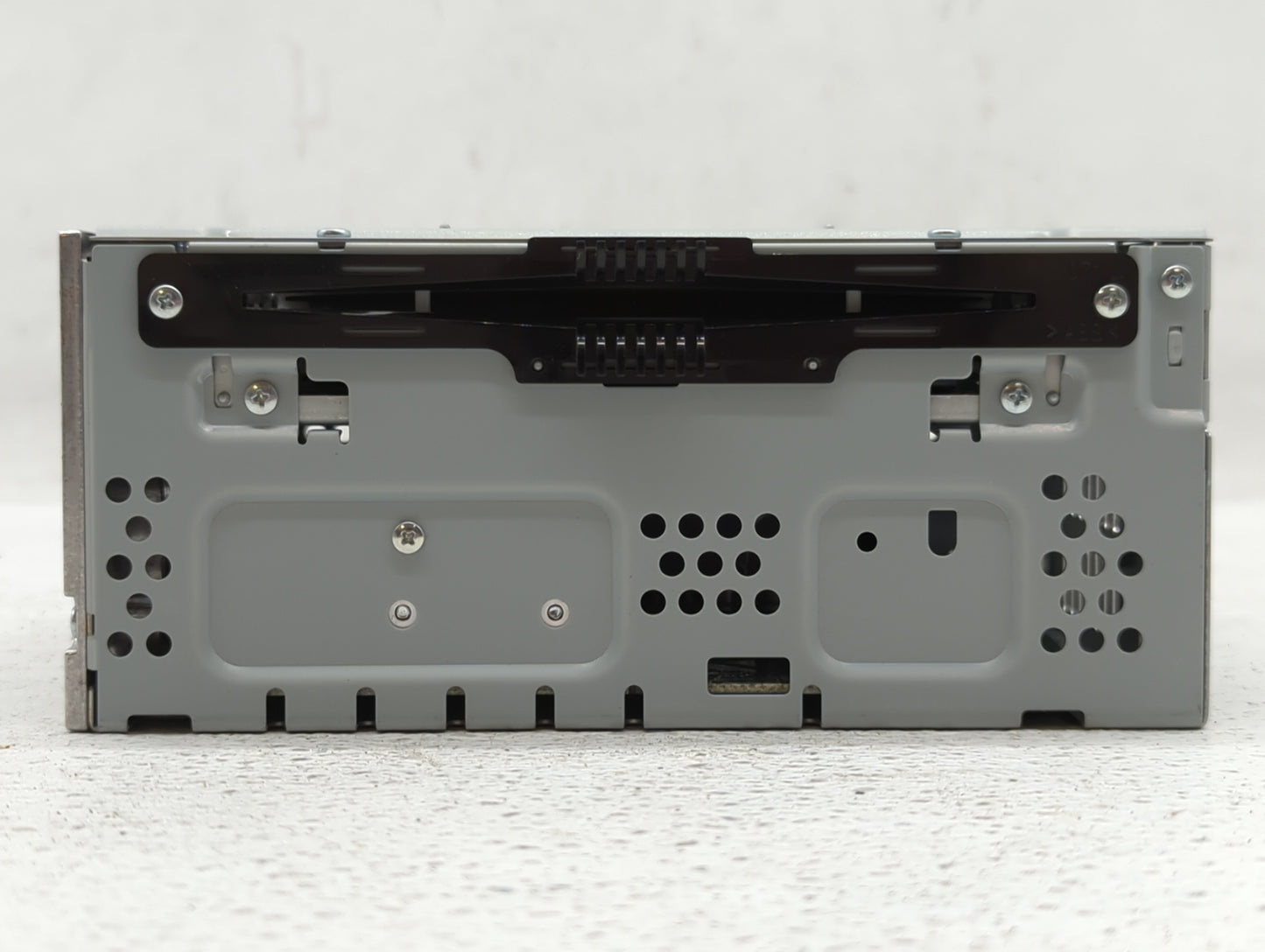2017-2020 Ford Fusion Am Fm Cd Player Radio Receiver - Oemusedautoparts1.com