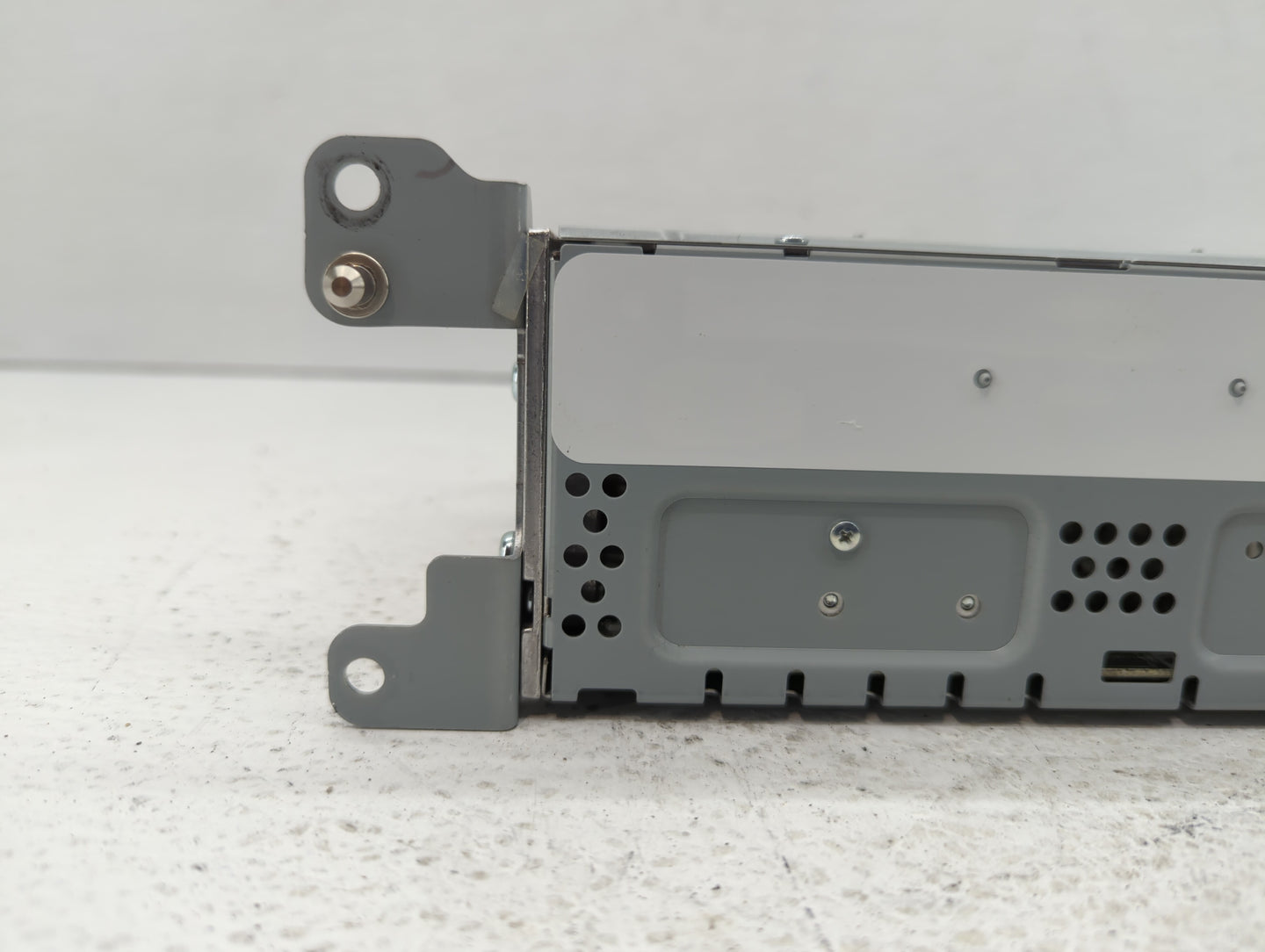2017-2020 Ford Fusion Am Fm Cd Player Radio Receiver - Oemusedautoparts1.com