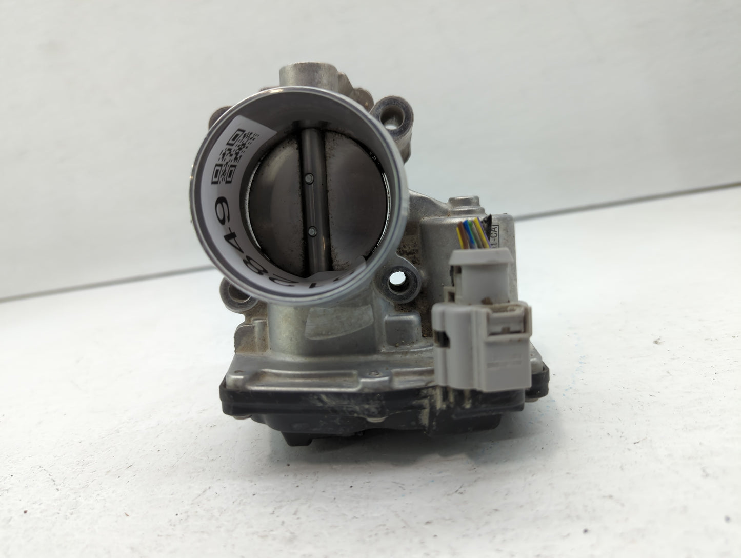 2014-2020 Ford Fusion Throttle Body P/N:DS7G-9F991-CA DS7G-9F991-BB Fits Fits 2014 2015 2016 2017 2018 2019 2020 OEM Used Au
