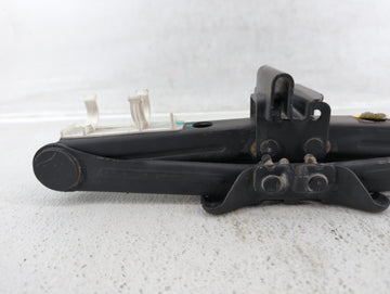 2018 Ford Fusion Spare Scissor Car Jack