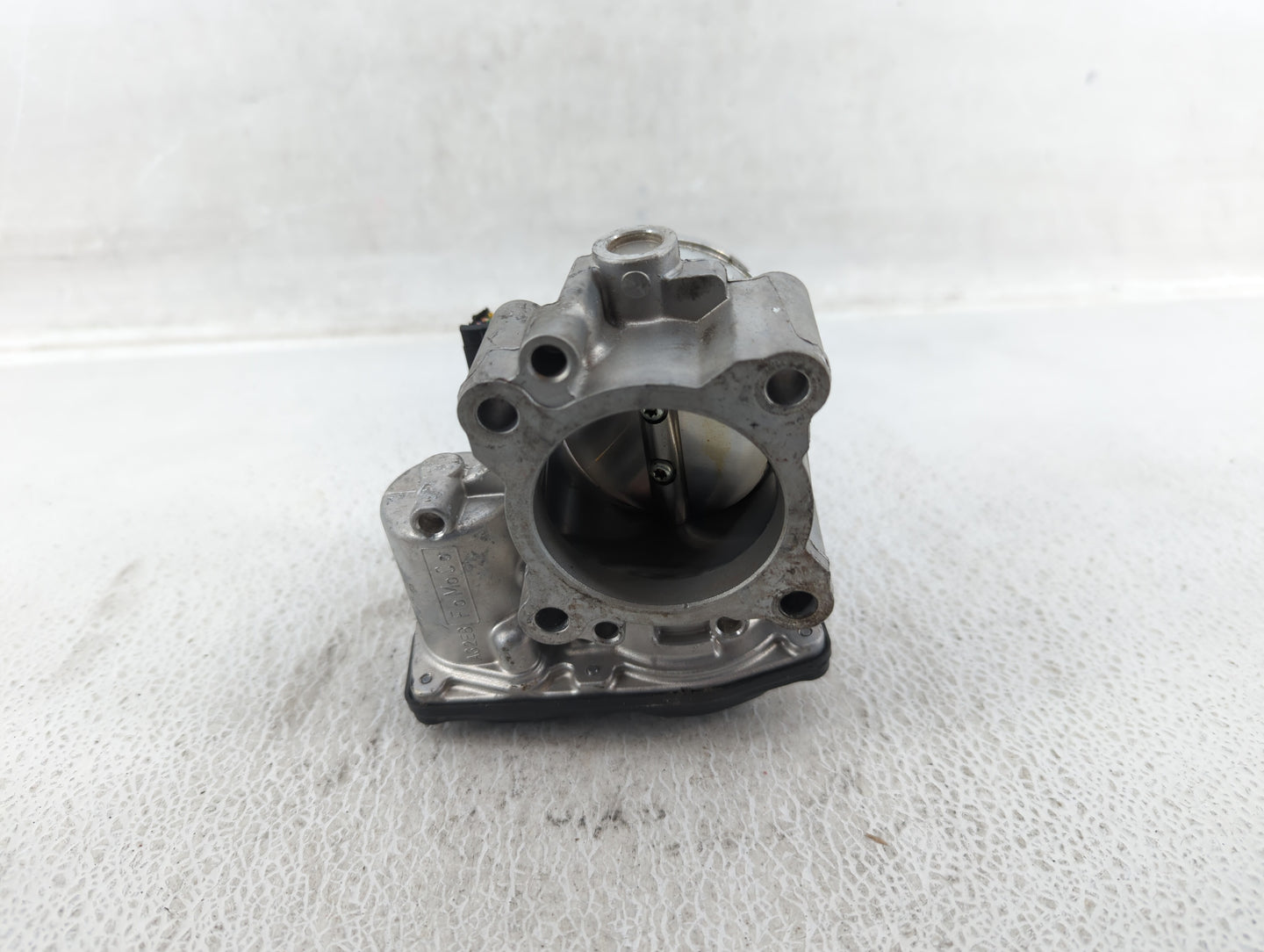 2014-2020 Ford Fusion Throttle Body P/N:DS7G-9F991-CA Fits Fits 2014 2015 2016 2017 2018 2019 2020 OEM Used Auto Parts - Oem