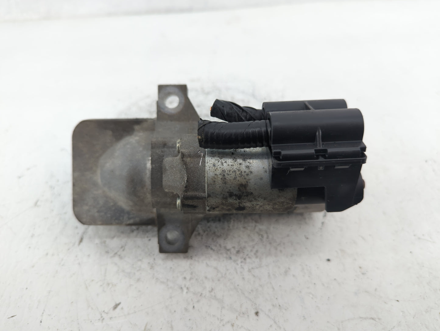 2013-2020 Ford Fusion Car Starter Motor Solenoid OEM P/N:M000TC0371ZC FJ5T-11000-AA Fits OEM Used Auto Parts - Oemusedautopa