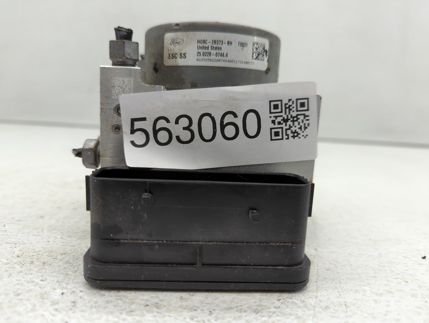 2017-2018 Ford Fusion ABS Pump Control Module Replacement P/N:HG9C-2B373-BH Fits Fits 2017 2018 OEM Used Auto Parts - Oemuse