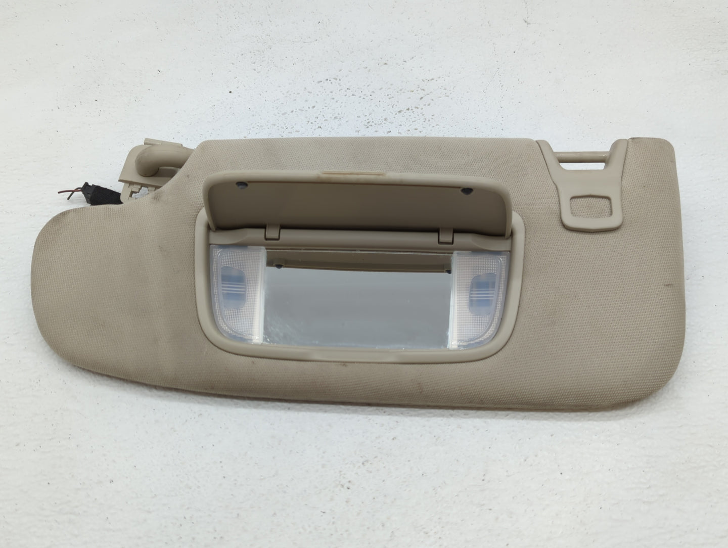 2017-2020 Ford Fusion Sun Visor Shade Replacement Passenger Right Mirror Fits Fits 2017 2018 2019 2020 OEM Used Auto Parts -