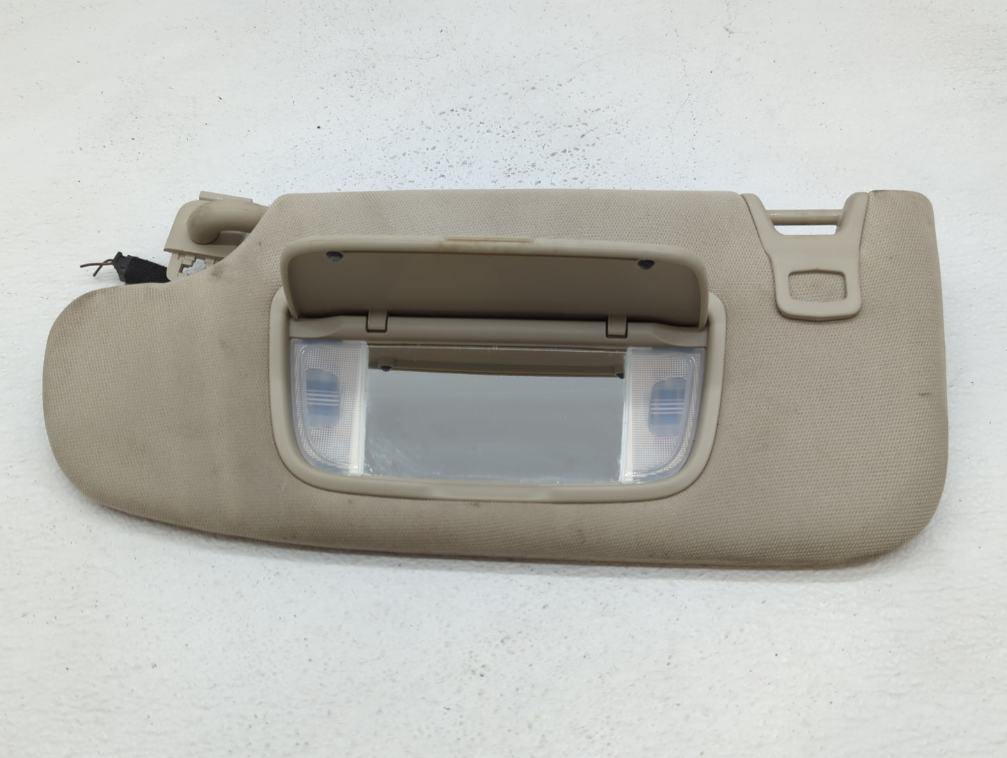 2017-2020 Ford Fusion Sun Visor Shade Replacement Passenger Right Mirror Fits Fits 2017 2018 2019 2020 OEM Used Auto Parts -