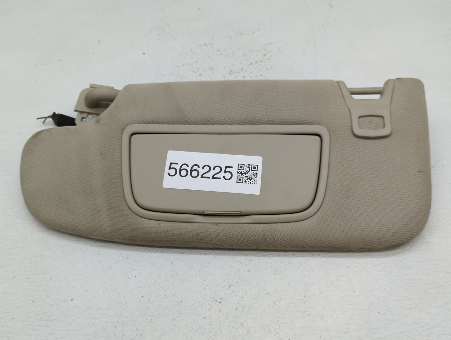 2017-2020 Ford Fusion Sun Visor Shade Replacement Passenger Right Mirror Fits Fits 2017 2018 2019 2020 OEM Used Auto Parts -