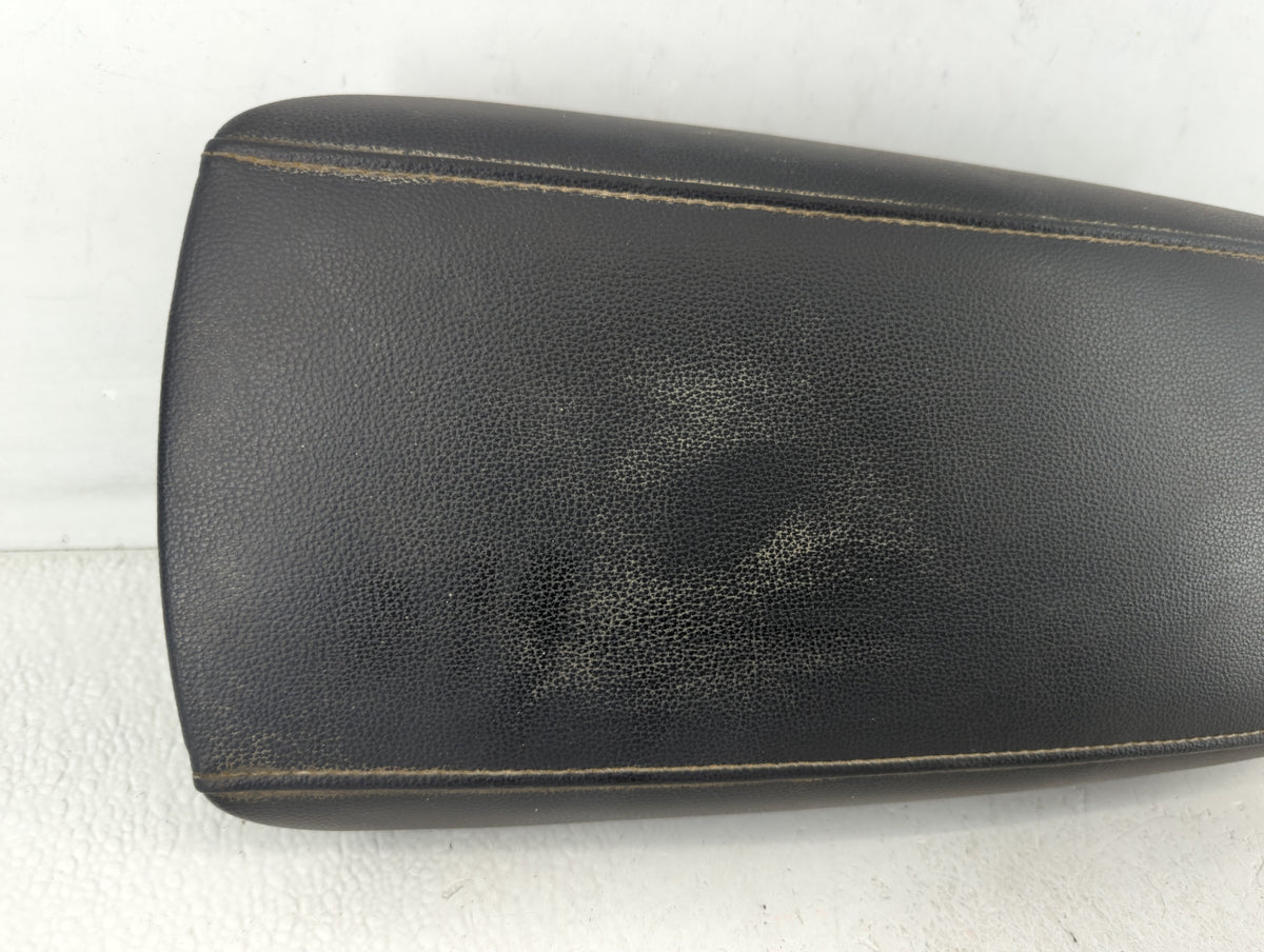 2018 Ford Fusion Center Console Armrest Cover Lid Black 589097 - Oemusedautoparts1.com