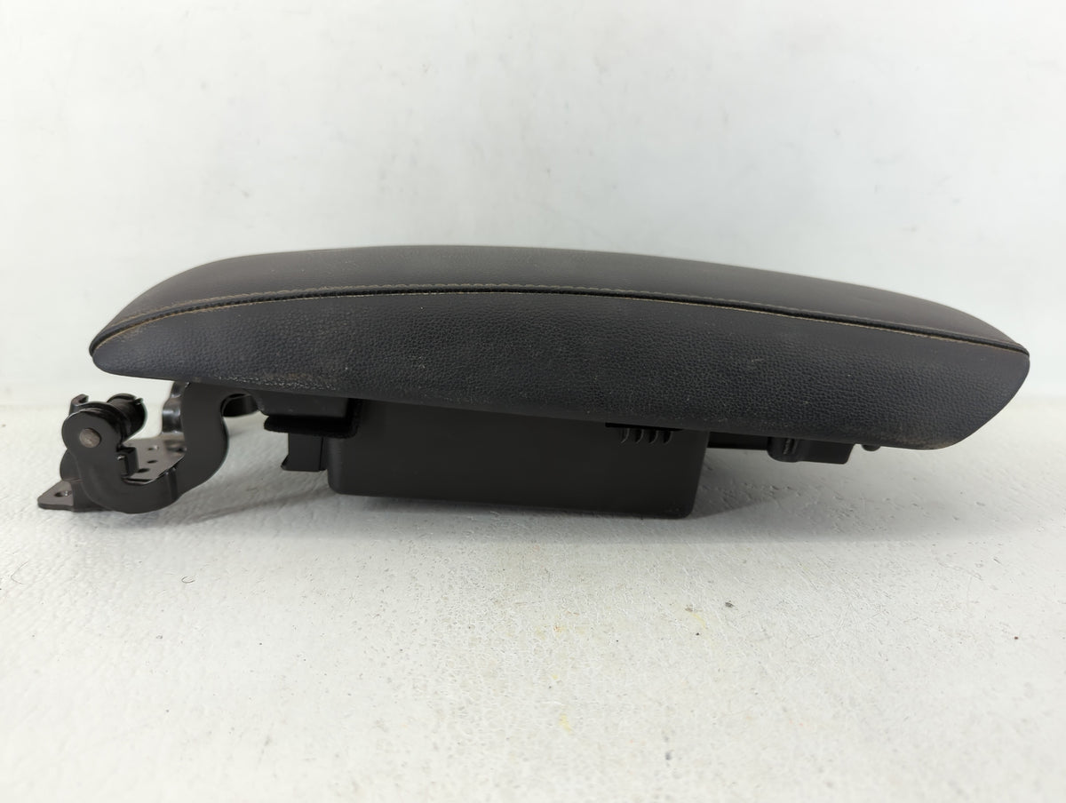 2018 Ford Fusion Center Console Armrest Cover Lid Black 589097 - Oemusedautoparts1.com