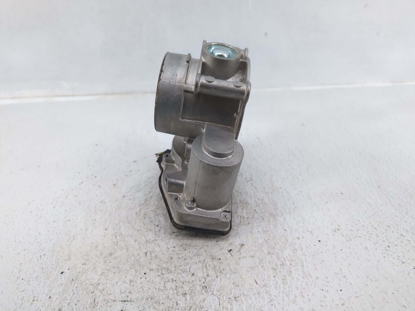 2013-2020 Ford Fusion Throttle Body P/N:DS7E-9F991-AJ Fits Fits 2013 2014 2015 2016 2017 2018 2019 2020 2021 2022 OEM Used A
