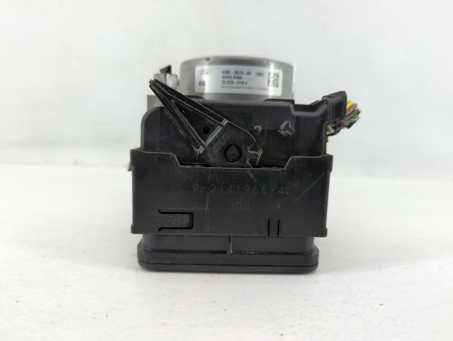 2017-2018 Ford Fusion ABS Pump Control Module Replacement P/N:HG9C-2B373-AH Fits Fits 2017 2018 OEM Used Auto Parts - Oemuse