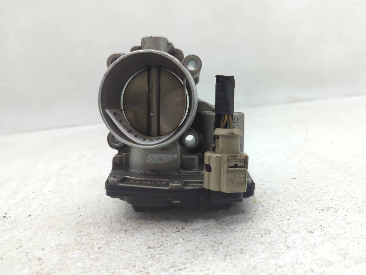 2014-2020 Ford Fusion Throttle Body P/N:DS7G-9F991-BB Fits Fits 2014 2015 2016 2017 2018 2019 2020 OEM Used Auto Parts - Oem