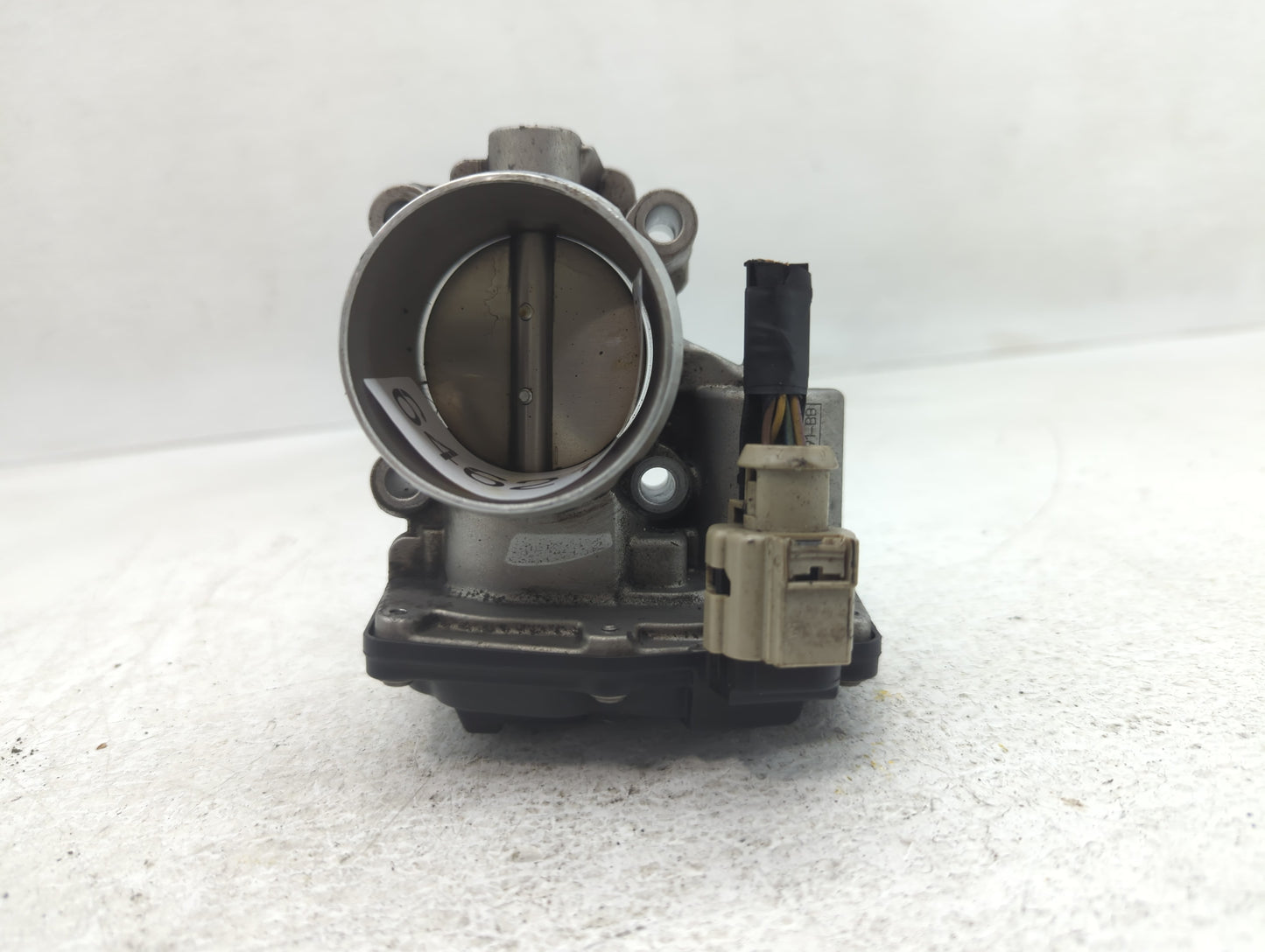 2014-2020 Ford Fusion Throttle Body P/N:DS7G-9F991-BB Fits Fits 2014 2015 2016 2017 2018 2019 2020 OEM Used Auto Parts - Oem