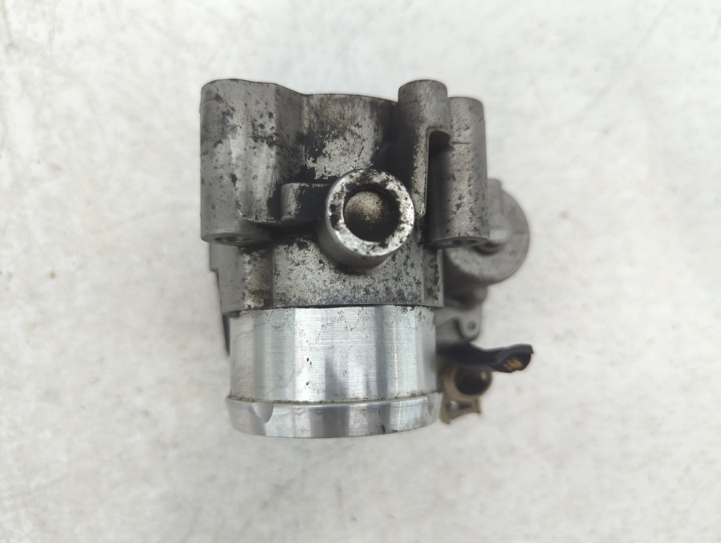 2014-2020 Ford Fusion Throttle Body P/N:DS7G-9F991-BB Fits Fits 2014 2015 2016 2017 2018 2019 2020 OEM Used Auto Parts - Oem