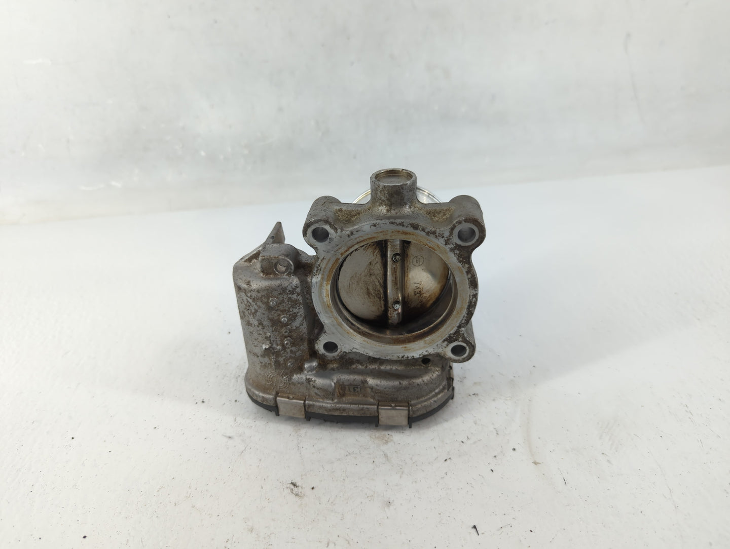 2014-2020 Ford Fusion Throttle Body P/N:DS7E-9F991-BB Fits Fits 2014 2015 2016 2017 2018 2019 2020 2021 2022 OEM Used Auto P