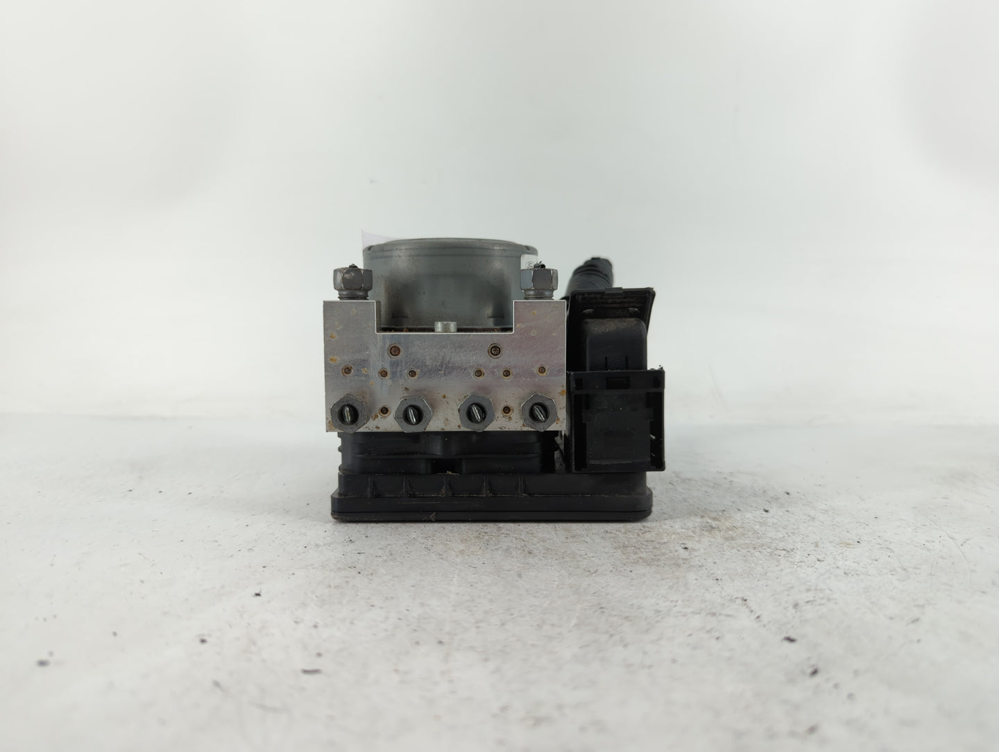 2017-2018 Ford Fusion ABS Pump Control Module Replacement P/N:HG9C-2B373-BH Fits Fits 2017 2018 OEM Used Auto Parts - Oemuse