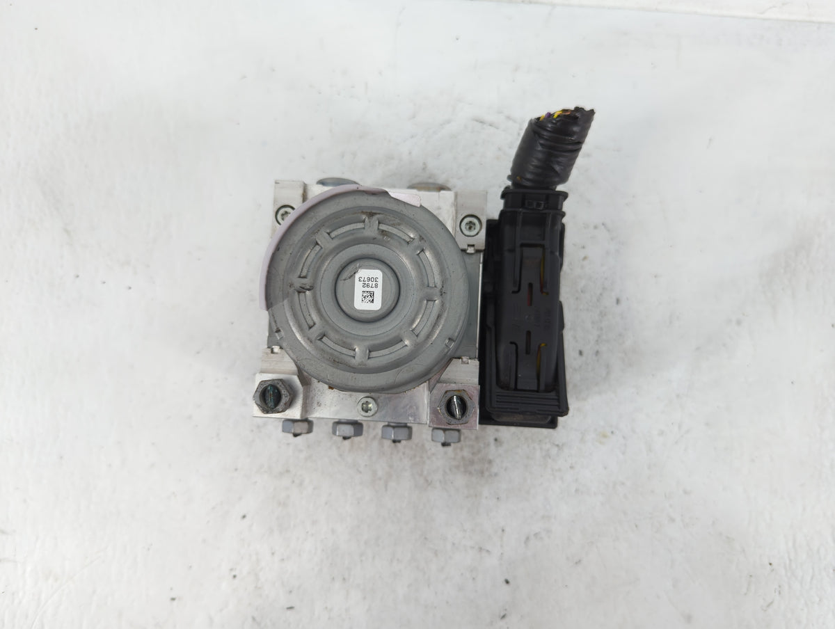 2017-2018 Ford Fusion Anti-Lock Brake ABS Pump Module Actuator OEM P/N:HG9C-2B373-BH Fits Fits 2017 2018 OEM Used Auto Parts