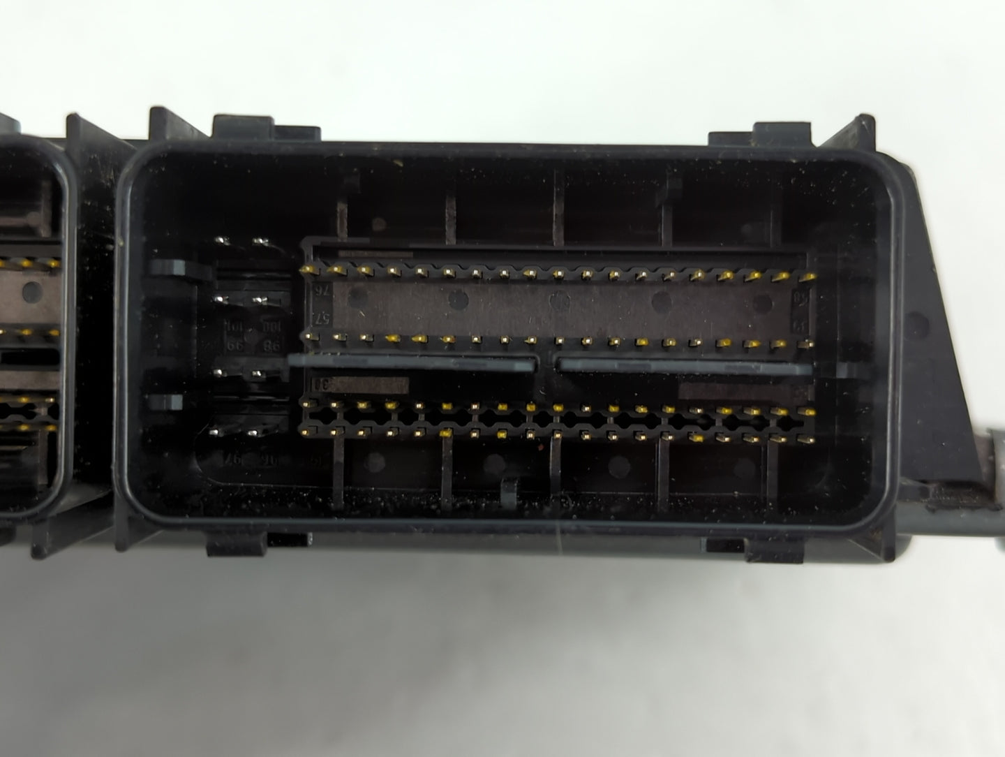 2017-2020 Ford Fusion PCM Engine Control Computer ECU ECM PCU OEM P/N:GV6A-12B684-CB HS7A-12A650-PB Fits OEM Used Auto Parts