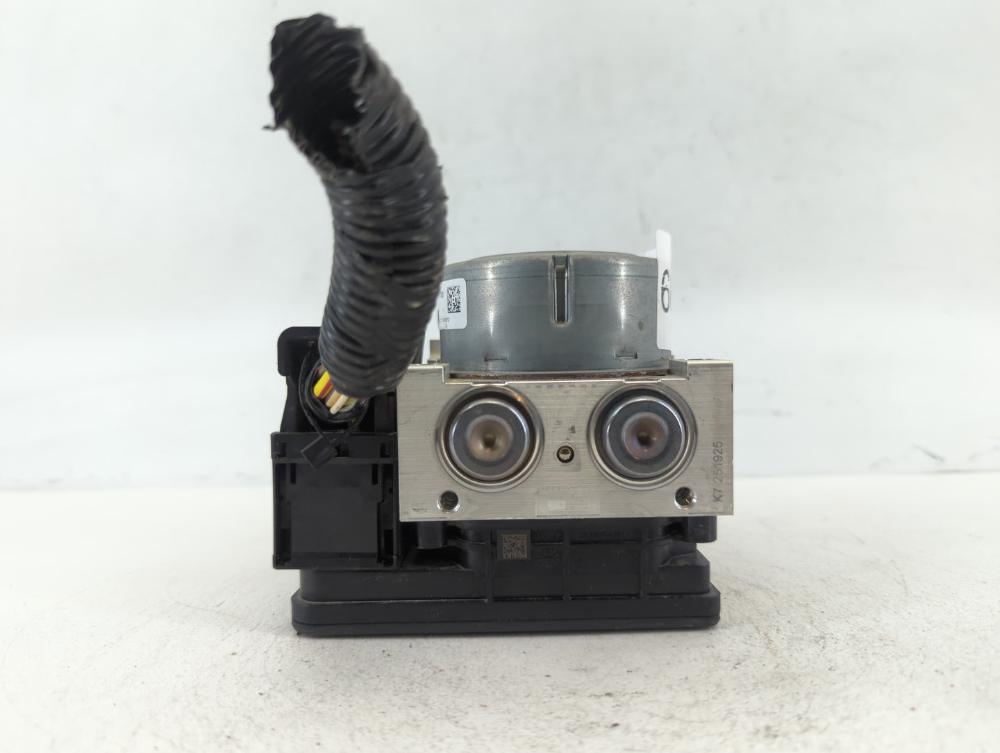 2017-2018 Ford Fusion ABS Pump Control Module Replacement P/N:HG9C-2B373-AH Fits Fits 2017 2018 OEM Used Auto Parts - Oemuse
