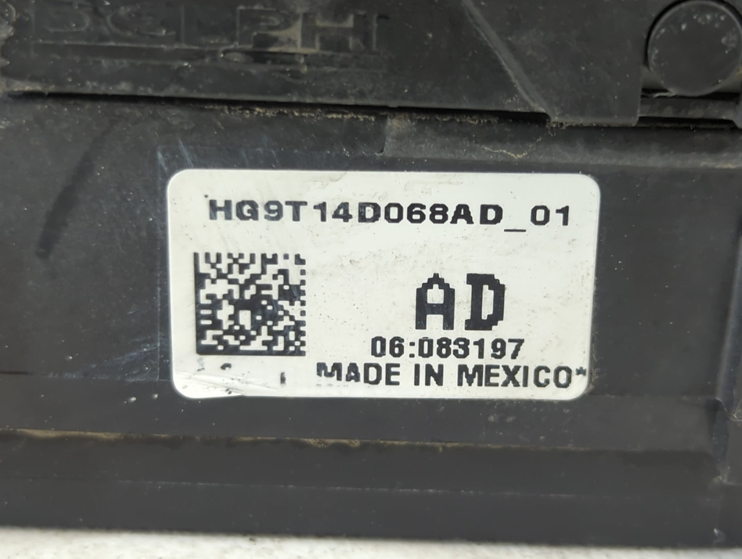 2017-2020 Ford Fusion Fusebox Fuse Box Panel Relay Module P/N:HG9T 14D068AD_01 Fits Fits 2017 2018 2019 2020 OEM Used Auto P