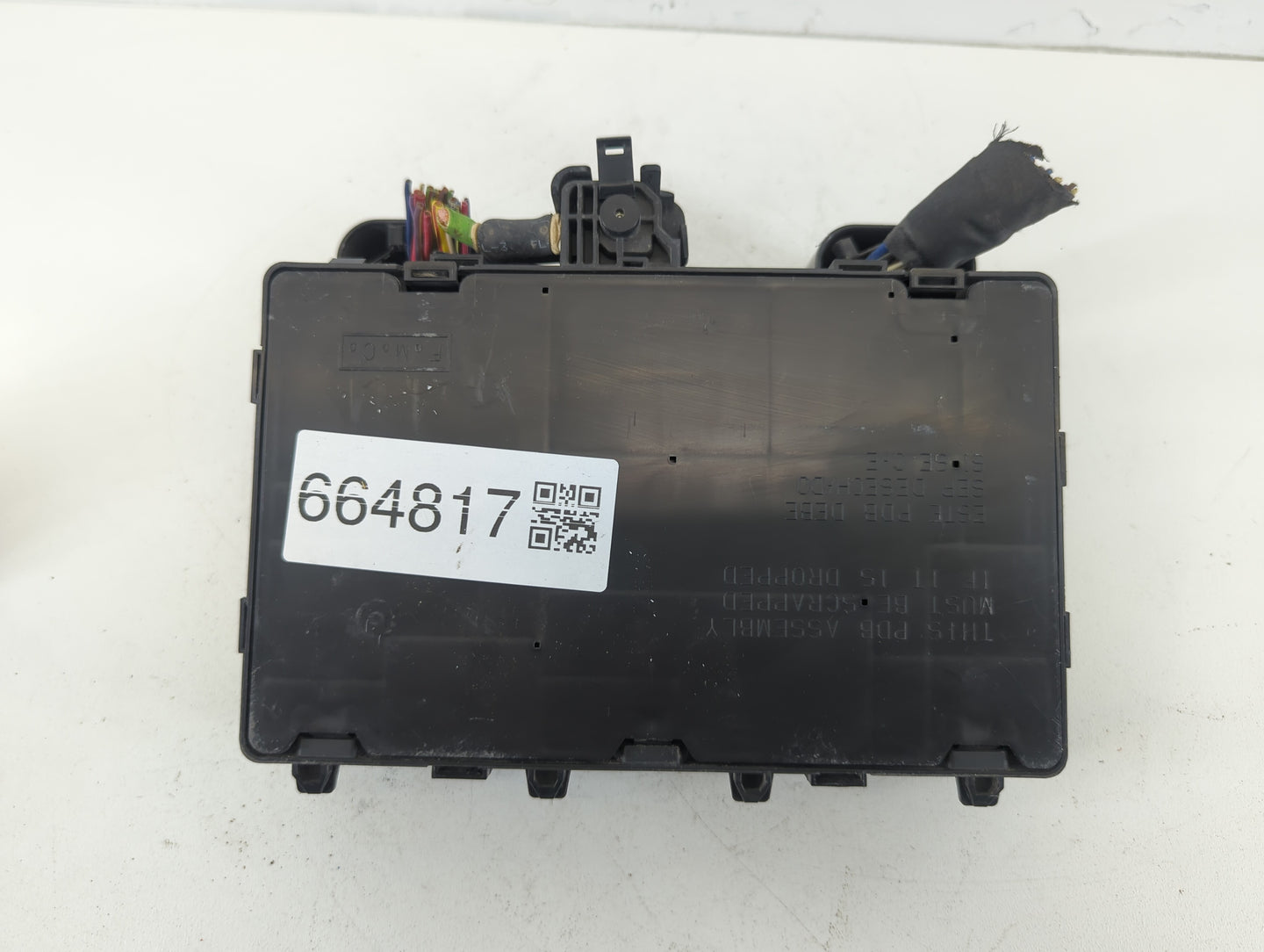 2017-2020 Ford Fusion Fusebox Fuse Box Panel Relay Module P/N:HG9T 14D068AD_01 Fits Fits 2017 2018 2019 2020 OEM Used Auto P