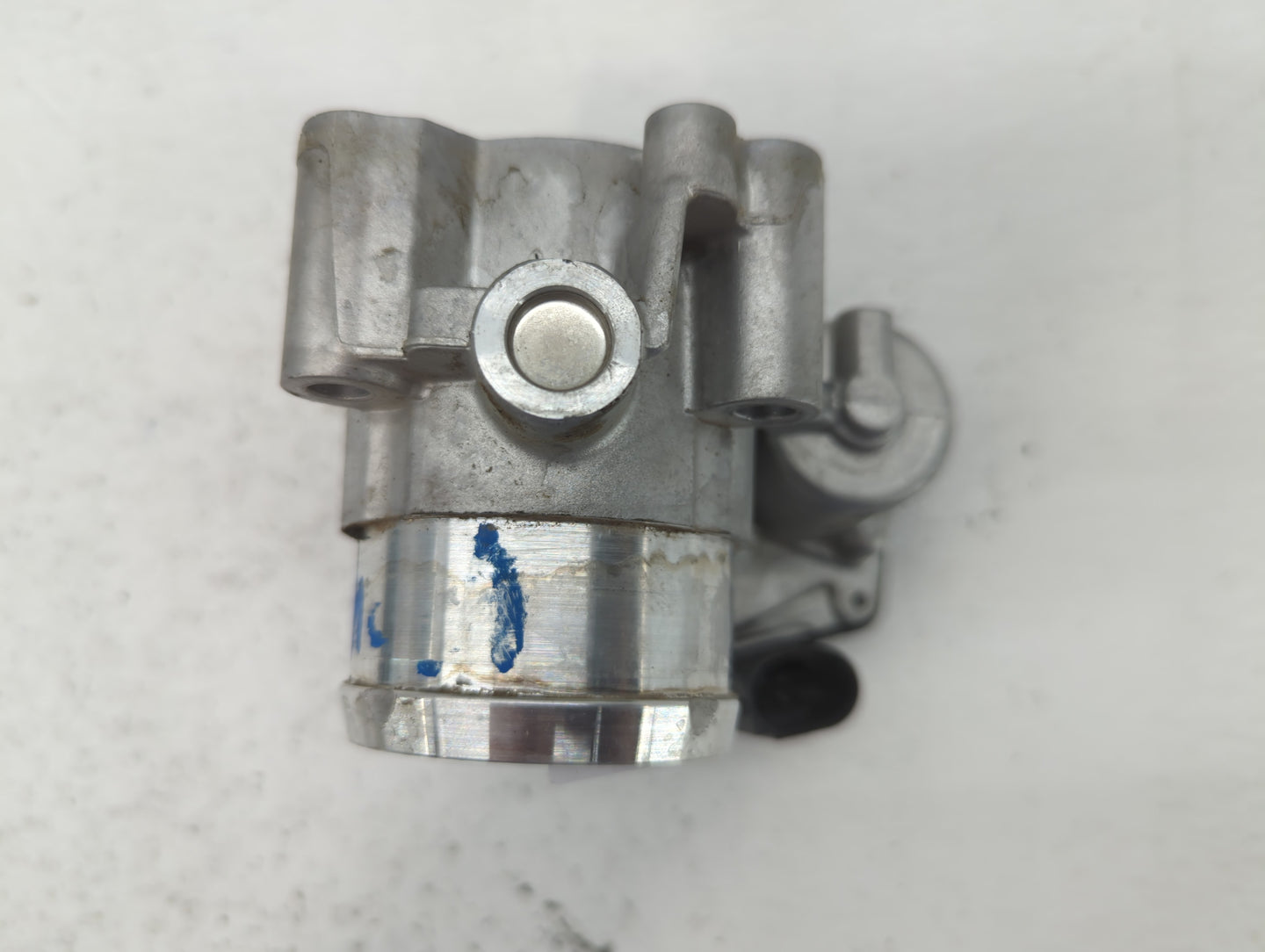 2014-2020 Ford Fusion Throttle Body P/N:DS7G-9F991-CA Fits Fits 2014 2015 2016 2017 2018 2019 2020 OEM Used Auto Parts - Oem