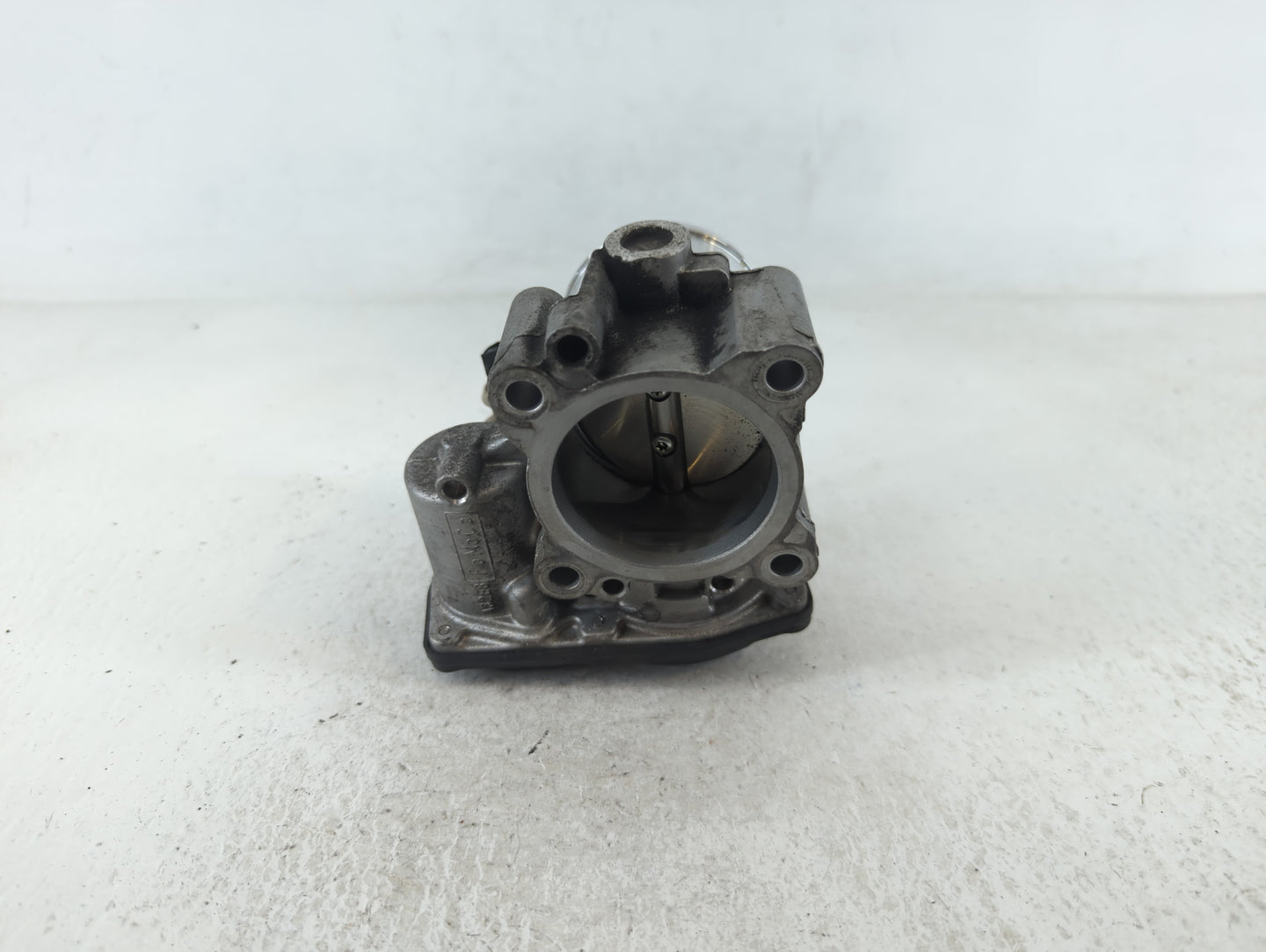 2014-2020 Ford Fusion Throttle Body P/N:B17 220 4678 DS7G-9F991-CA Fits Fits 2014 2015 2016 2017 2018 2019 2020 OEM Used Aut