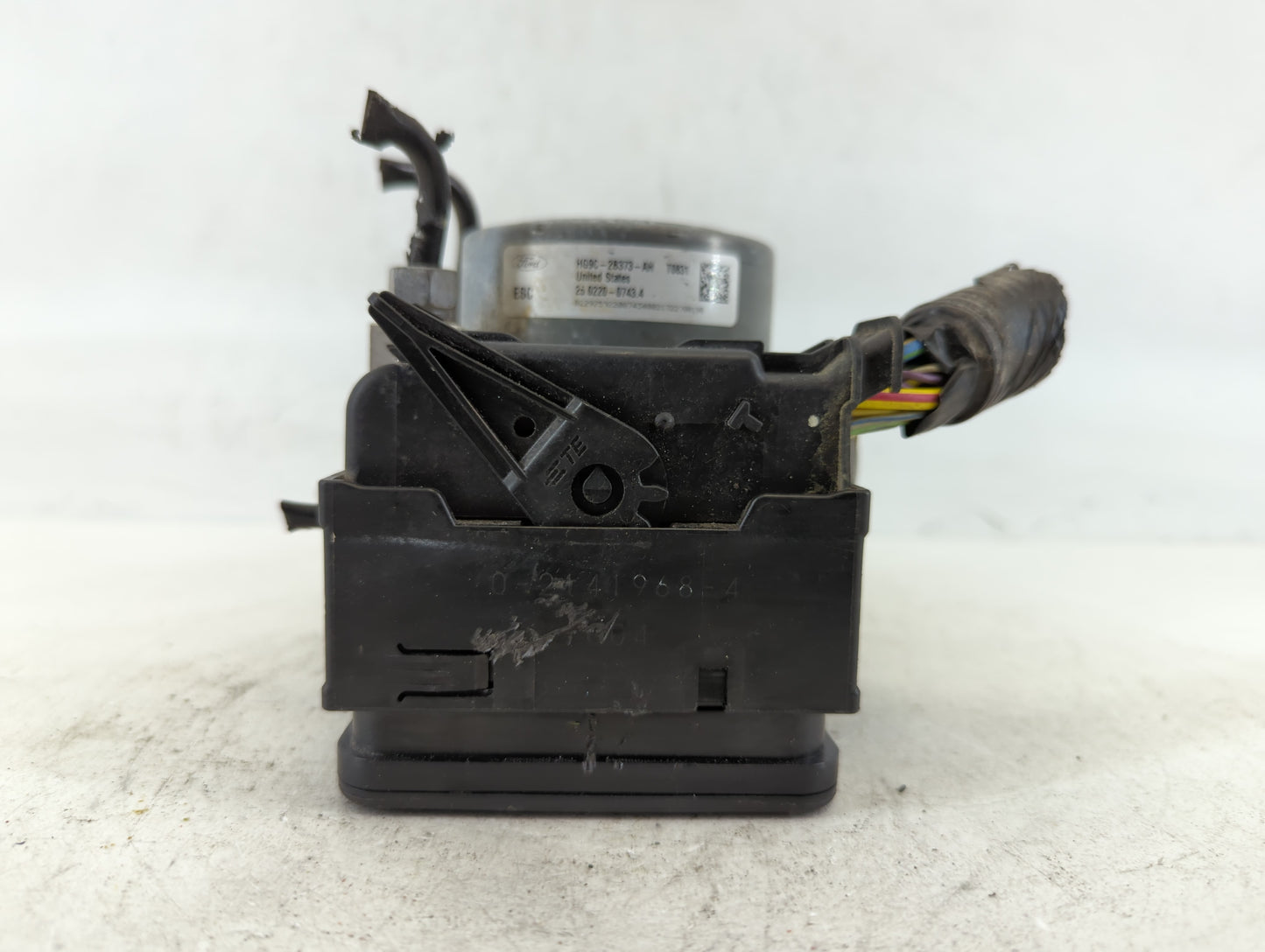 2017-2018 Ford Fusion ABS Pump Control Module Replacement P/N:HG9C-2B373-AH Fits Fits 2017 2018 OEM Used Auto Parts - Oemuse