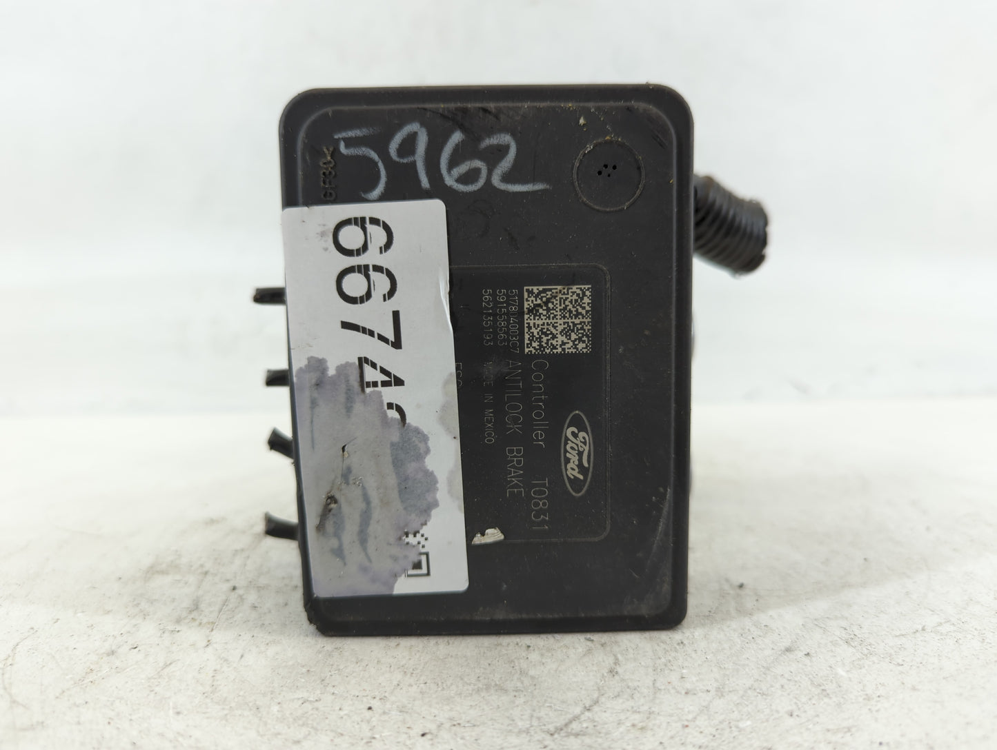 2017-2018 Ford Fusion ABS Pump Control Module Replacement P/N:HG9C-2B373-AH Fits Fits 2017 2018 OEM Used Auto Parts - Oemuse
