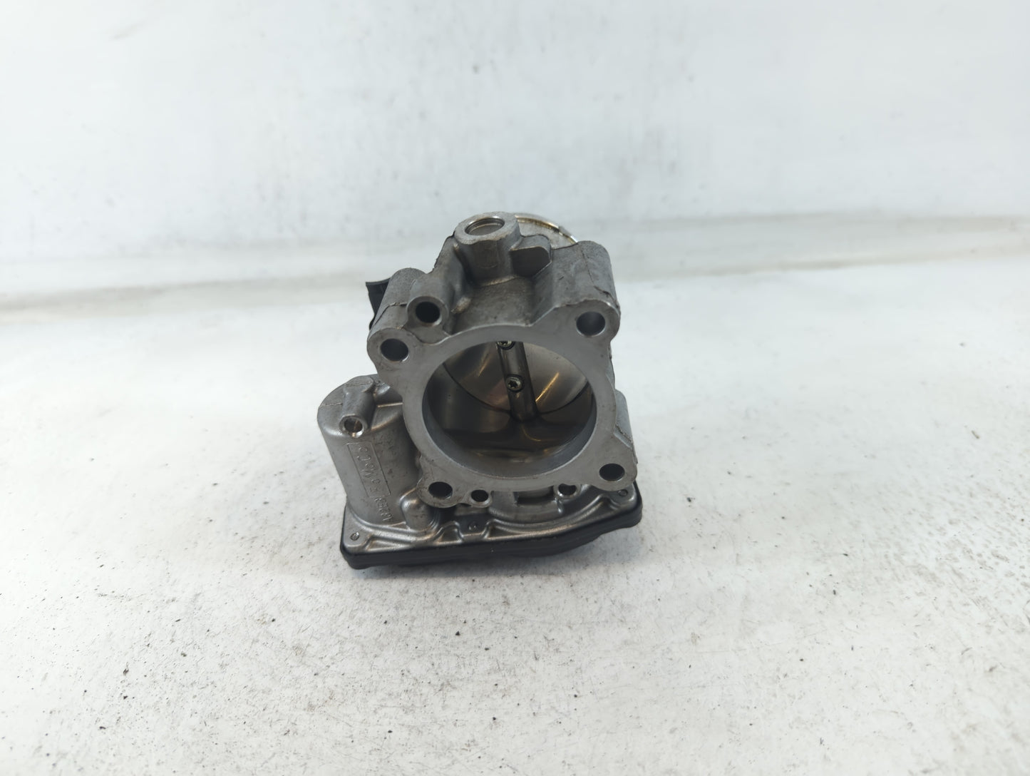 2014-2020 Ford Fusion Throttle Body P/N:DS7G-9F991-CA Fits Fits 2014 2015 2016 2017 2018 2019 2020 OEM Used Auto Parts - Oem