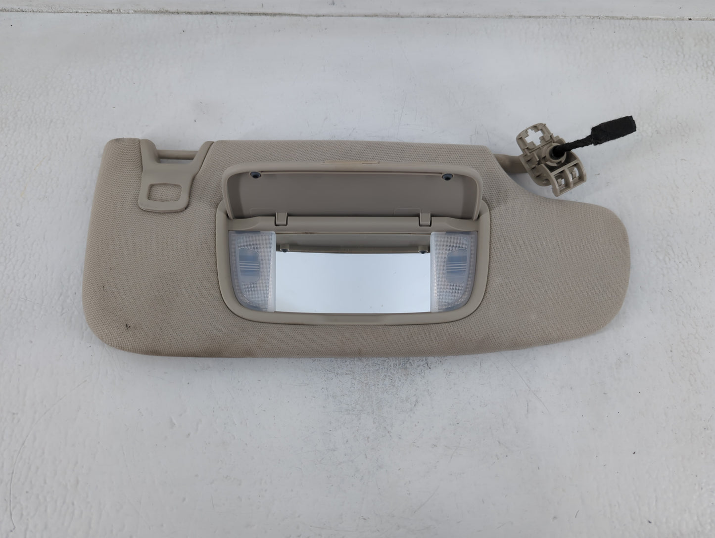 2017-2020 Ford Fusion Sun Visor Shade Replacement Passenger Right Mirror Fits Fits 2017 2018 2019 2020 OEM Used Auto Parts -