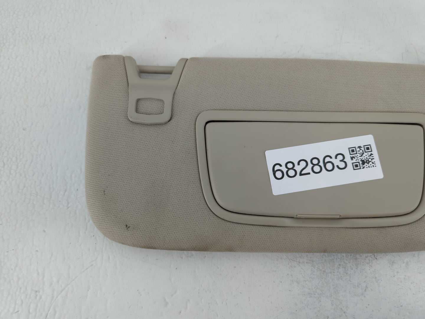 2017-2020 Ford Fusion Sun Visor Shade Replacement Passenger Right Mirror Fits Fits 2017 2018 2019 2020 OEM Used Auto Parts -