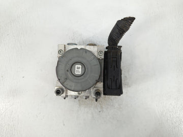2017-2018 Ford Fusion ABS Pump Control Module Replacement P/N:T0831 HG9C-2B373-AH Fits Fits 2017 2018 OEM Used Auto Parts