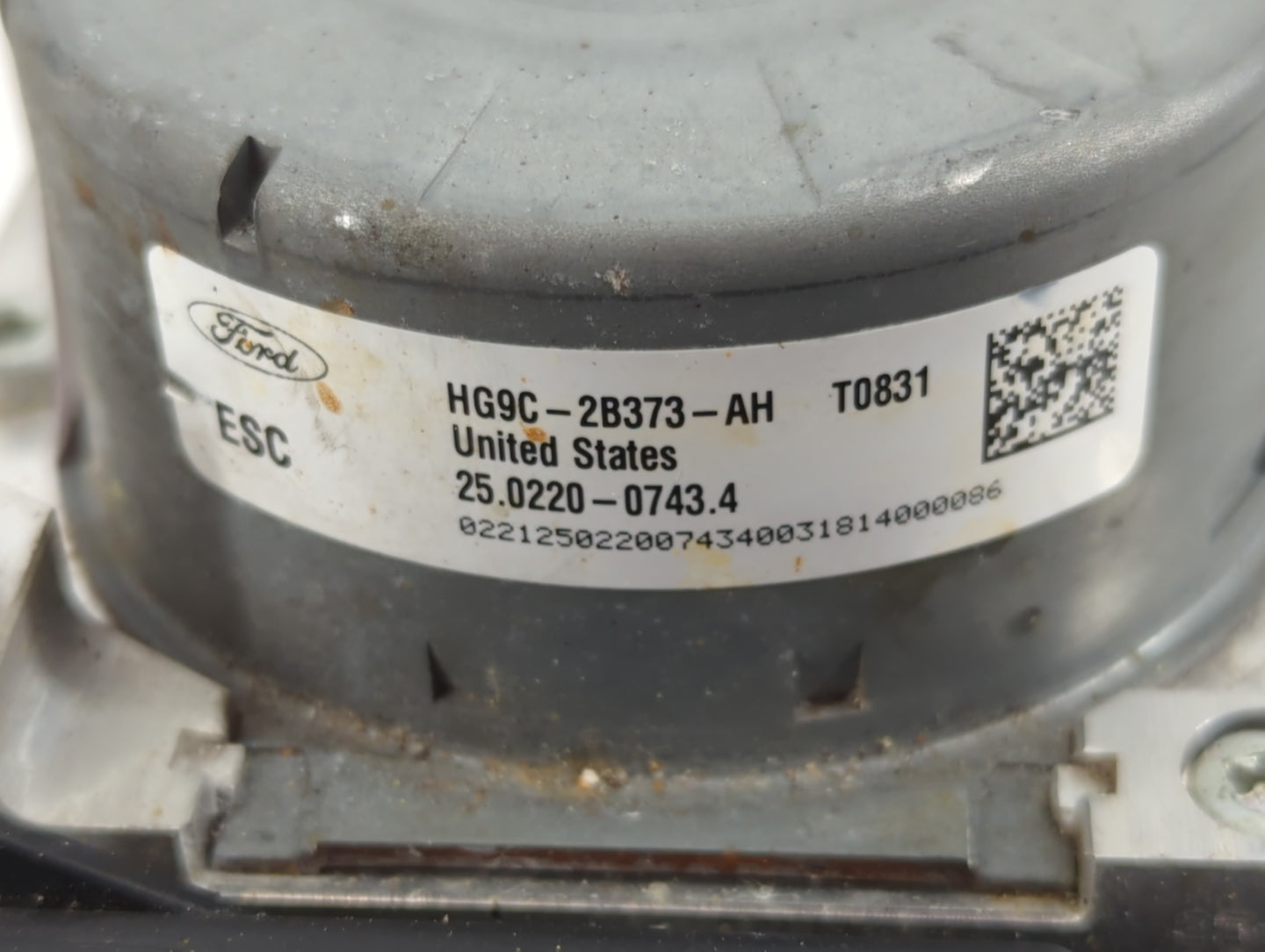 2017-2018 Ford Fusion ABS Pump Control Module Replacement P/N:T0831 HG9C-2B373-AH Fits Fits 2017 2018 OEM Used Auto Parts - 