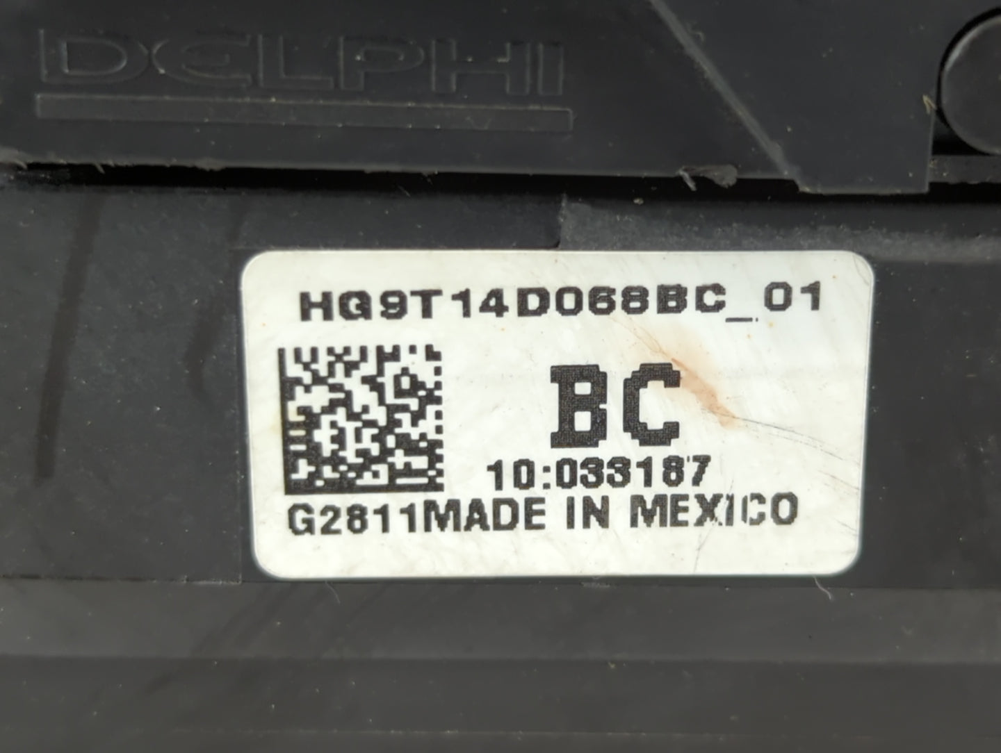 2017-2020 Ford Fusion Fusebox Fuse Box Panel Relay Module P/N:HG9T14D068BC_01 Fits Fits 2017 2018 2019 2020 OEM Used Auto Pa