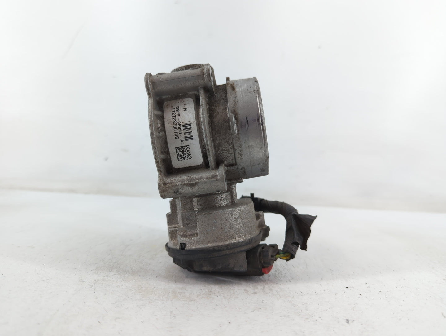 2013-2020 Ford Fusion Throttle Body P/N:DS7E-9F991-AJ Fits Fits 2013 2014 2015 2016 2017 2018 2019 2020 2021 2022 OEM Used A