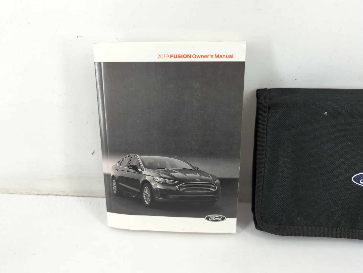 2018 Ford Fusion Owners Manual Book Guide P/N:KE5J 19A321 AA OEM Used Auto Parts - Oemusedautoparts1.com