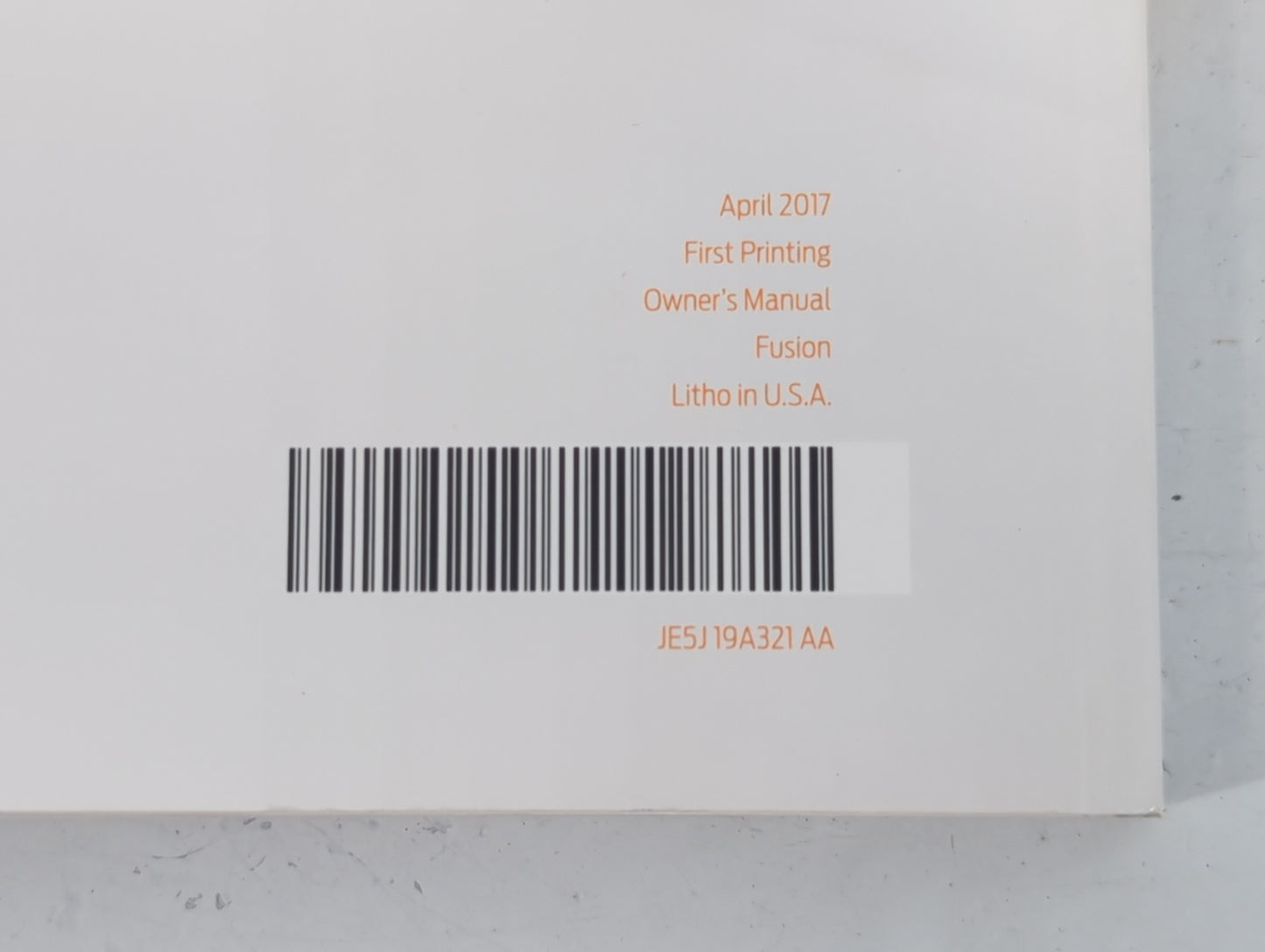 2018 Ford Fusion Owners Manual Book Guide P/N:JE5J 19A321 AA OEM Used Auto Parts - Oemusedautoparts1.com