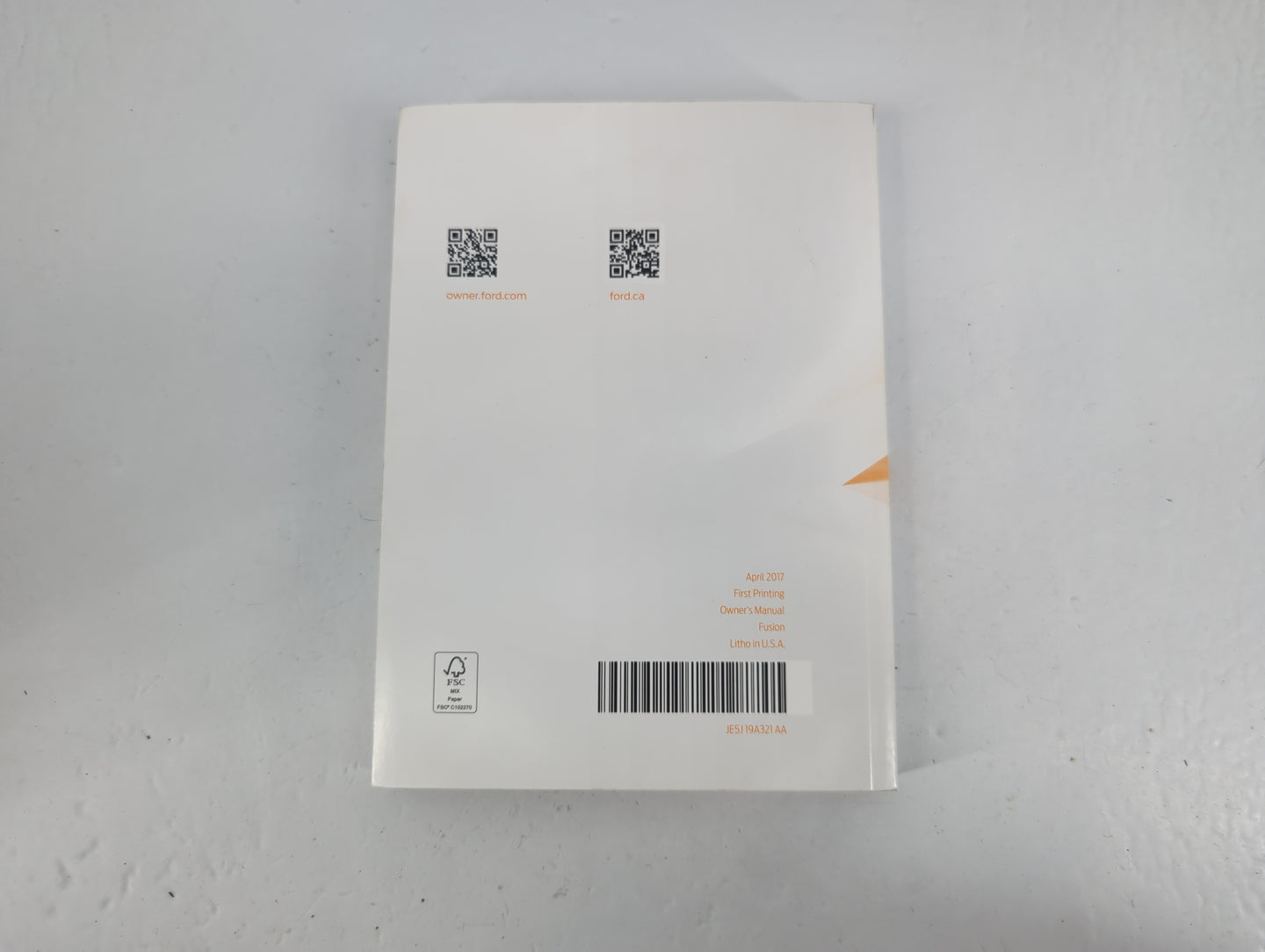 2018 Ford Fusion Owners Manual Book Guide P/N:JE5J 19A321 AA OEM Used Auto Parts - Oemusedautoparts1.com