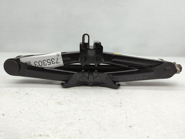 2018 Ford Fusion Spare Scissor Car Jack - Oemusedautoparts1.com