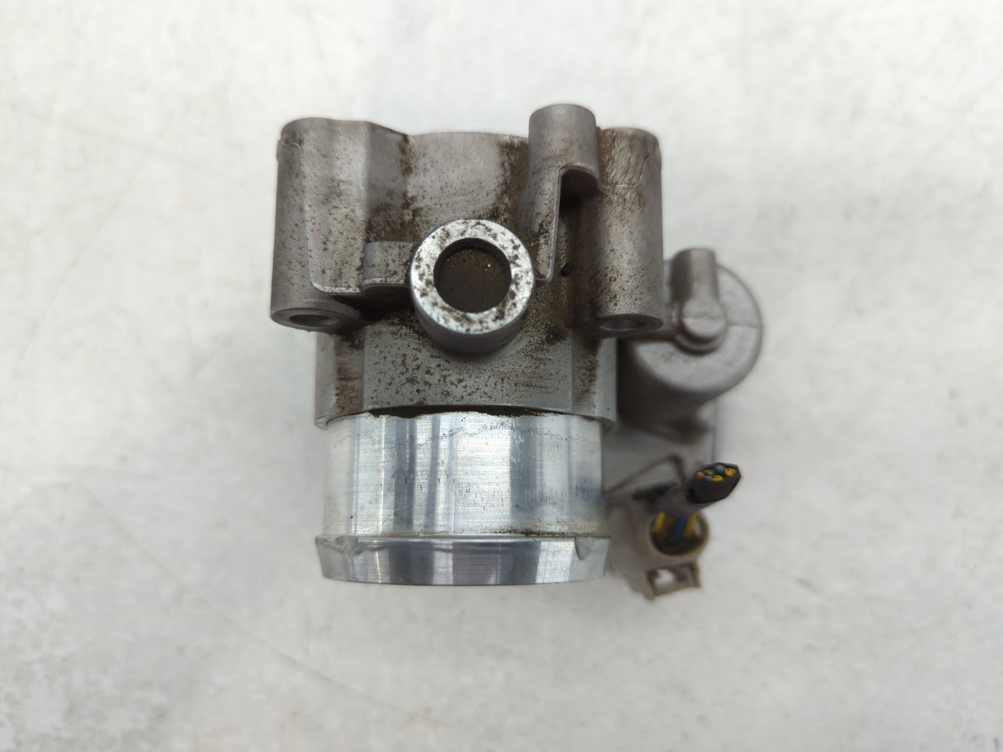 2014-2020 Ford Fusion Throttle Body P/N:DS7G-9F991-CA B18 116 4982 Fits Fits 2014 2015 2016 2017 2018 2019 2020 OEM Used Aut