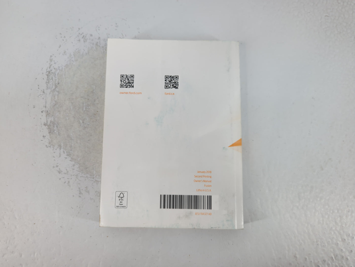 2018 Ford Fusion Owners Manual Book Guide P/N:JE5J19A321AB OEM Used Auto Parts - Oemusedautoparts1.com