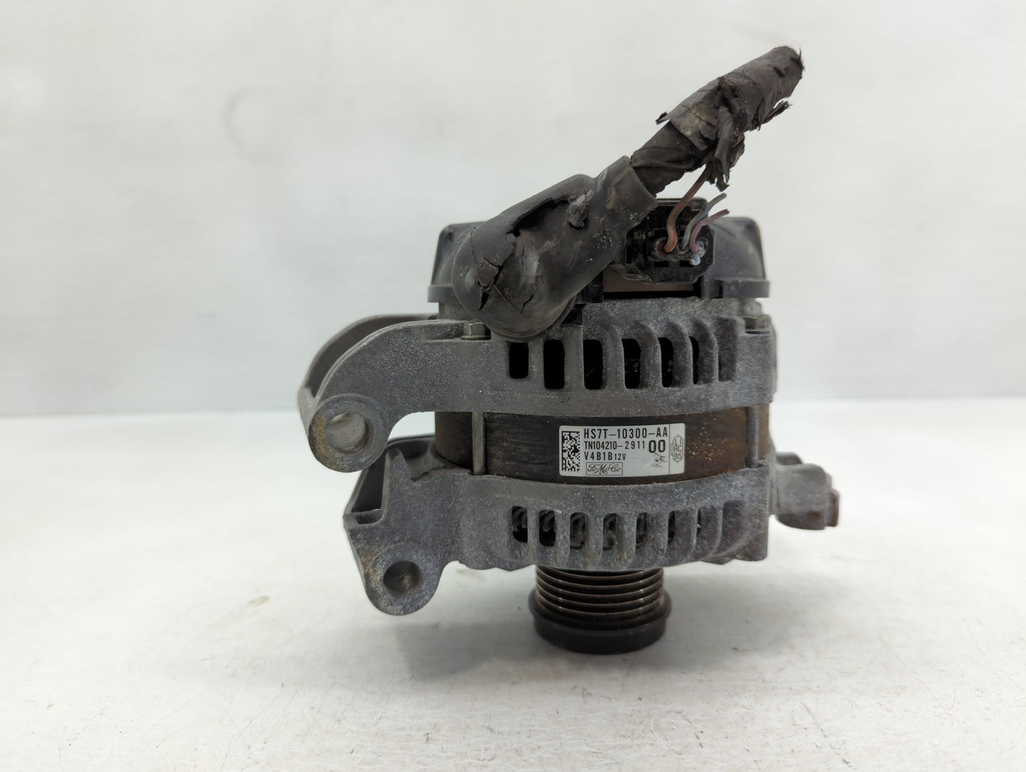 2016-2020 Ford Fusion Alternator Replacement Generator Charging Assembly Engine OEM P/N:HS7T-10300-AA Fits OEM Used Auto Par
