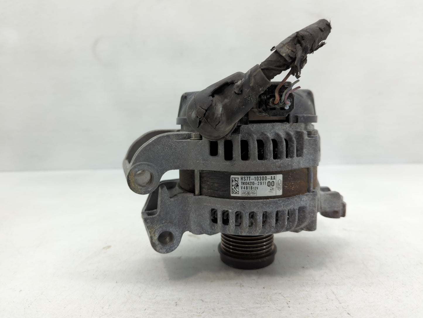 2016-2020 Ford Fusion Alternator Replacement Generator Charging Assembly Engine OEM P/N:HS7T-10300-AA Fits OEM Used Auto Par
