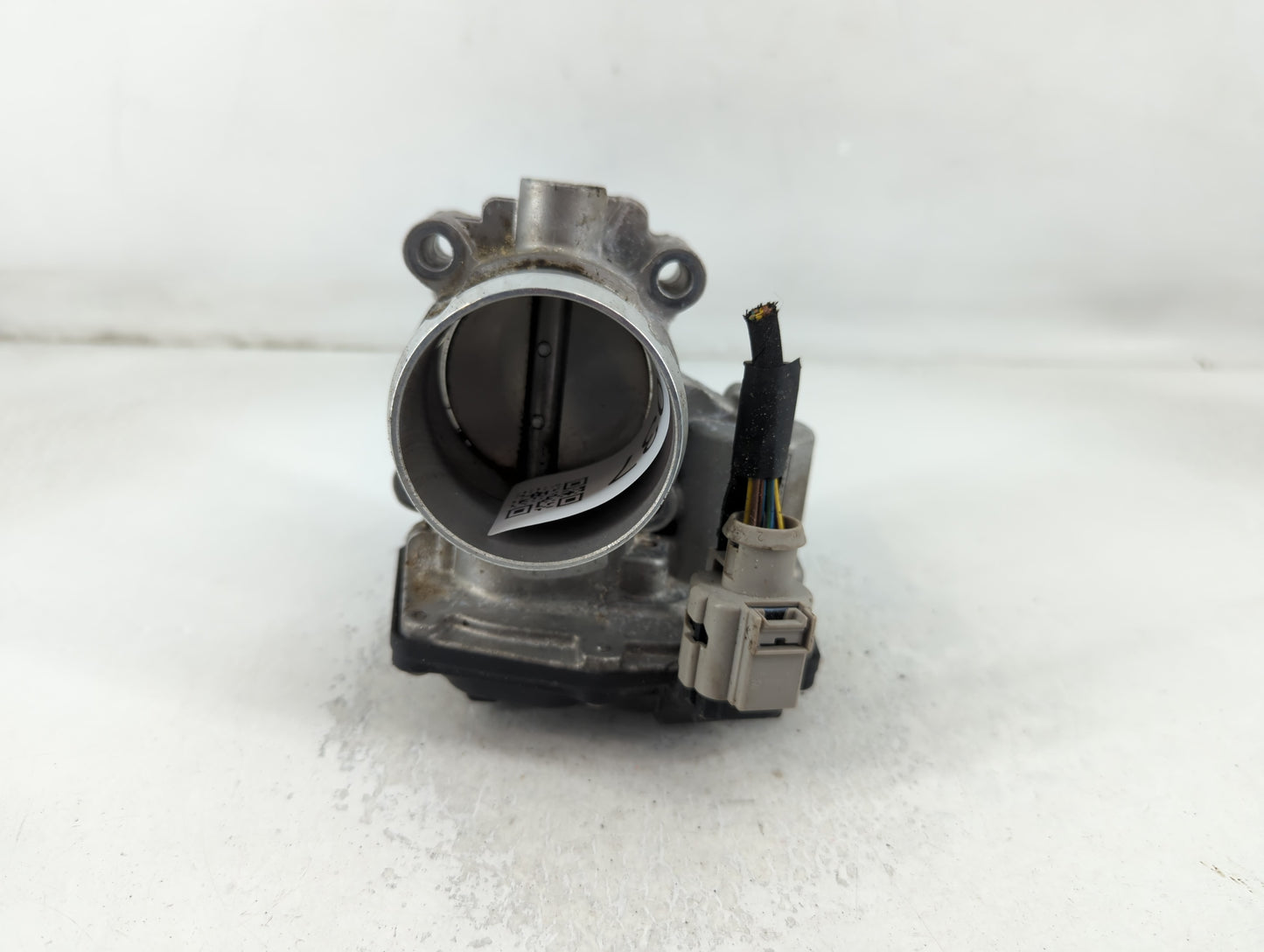 2014-2020 Ford Fusion Throttle Body P/N:DS7G-9F991-CA Fits Fits 2014 2015 2016 2017 2018 2019 2020 OEM Used Auto Parts - Oem