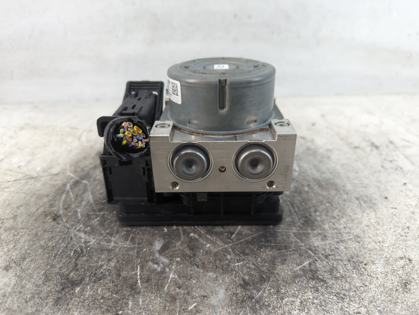 2017-2018 Ford Fusion ABS Pump Control Module Replacement P/N:HG9C-2B373-AH Fits Fits 2017 2018 OEM Used Auto Parts - Oemuse