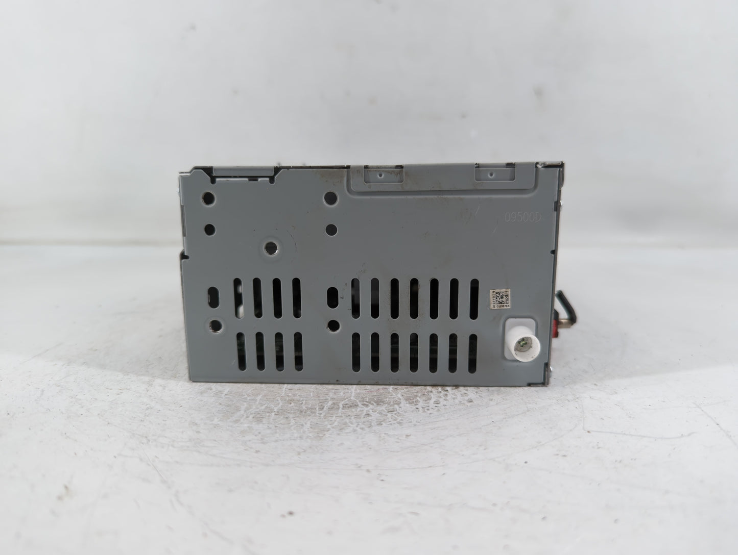 2017-2020 Ford Fusion Radio AM FM Cd Player Receiver Replacement P/N:FS7T-19C107-AD Fits Fits 2017 2018 2019 2020 OEM Used A